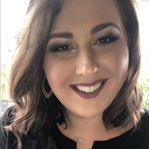 Meet your Posher, Amelia